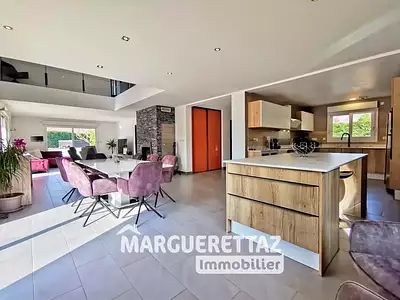 Maison, 352,81 m²