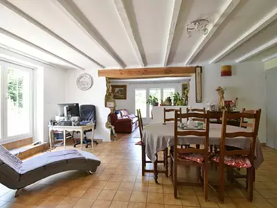 Maison, 185 m²