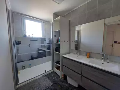 Maison, 210 m²