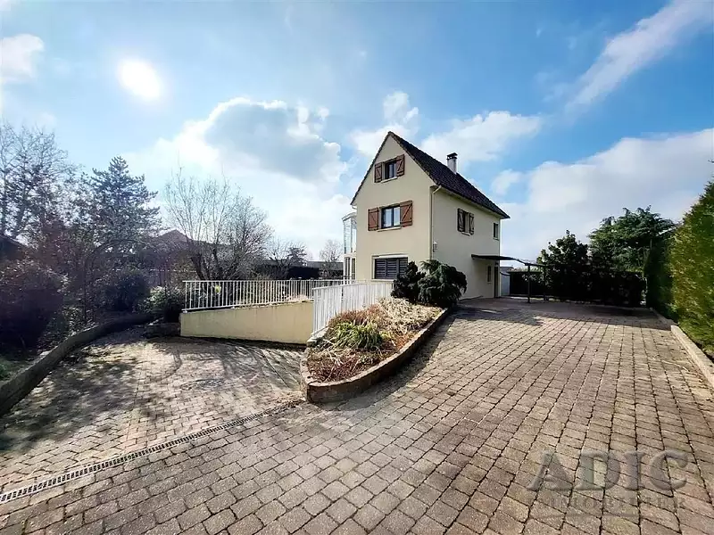 Maison, 168 m²