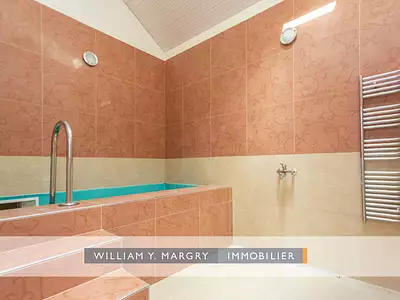 Maison, 450 m²