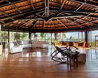 Maison, 240 m²