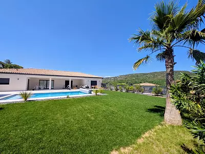 Maison, 207 m²