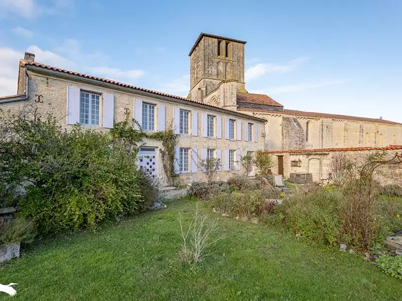 Maison, 230 m²