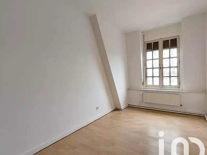 Immeuble, 196 m²
