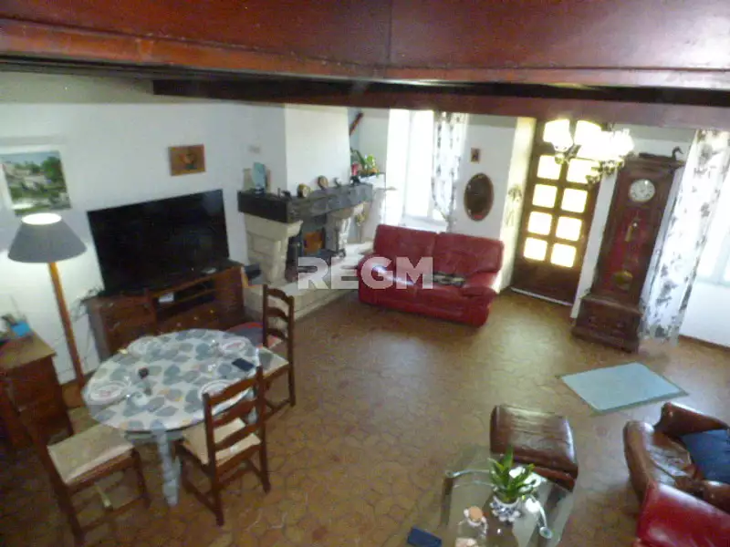 Maison, 400 m²