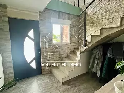 Maison, 178,23 m²
