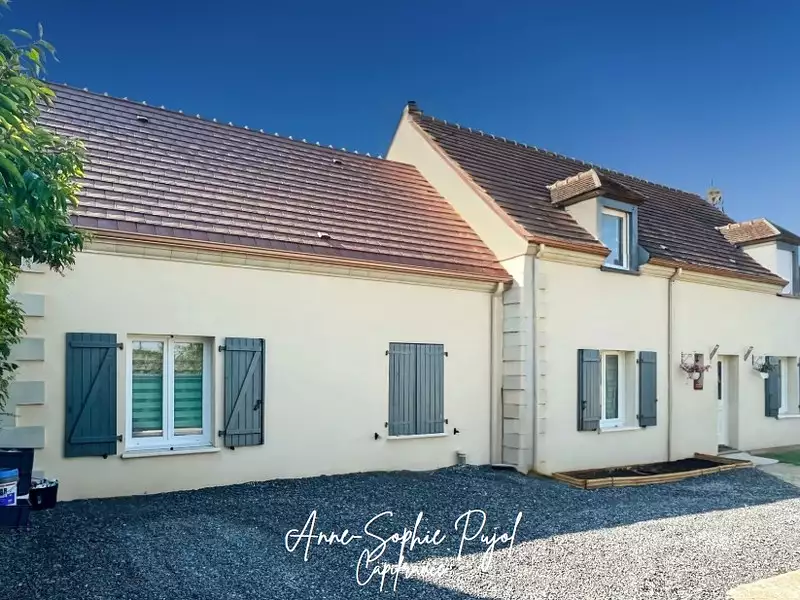 Maison, 164 m²