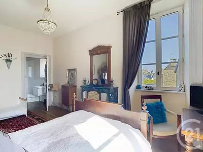 Maison, 246,8 m²