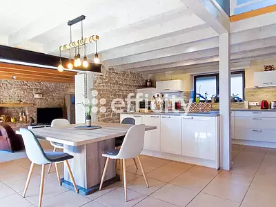 Maison, 157 m²