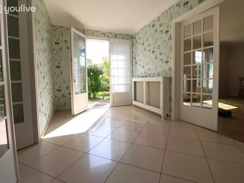 Maison, 250 m²