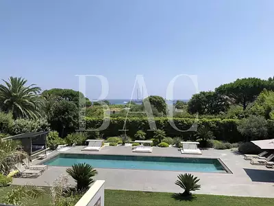Maison, 250 m²