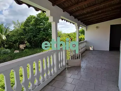 Maison, 166 m²