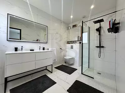 Maison, 217 m²
