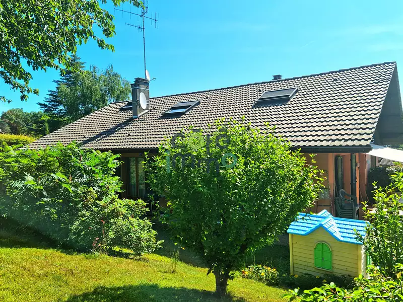 Maison, 215,43 m²