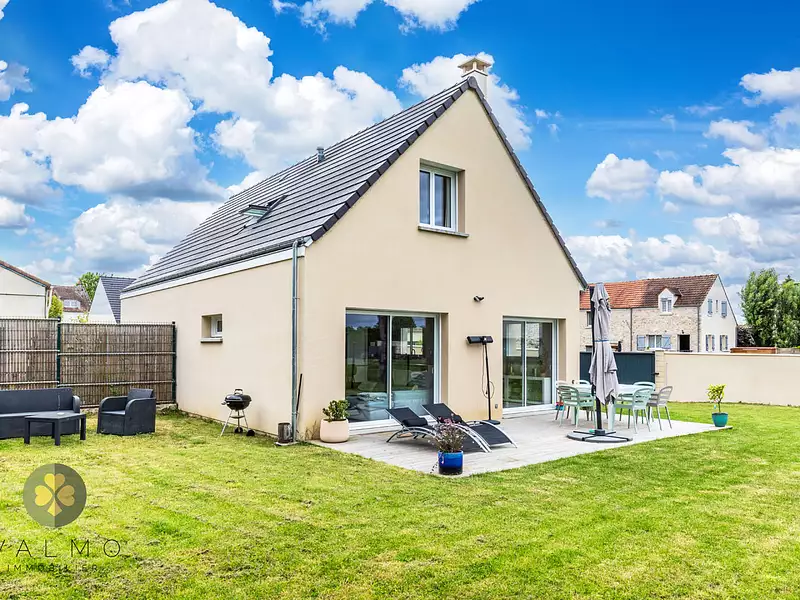 Maison, 115 m²