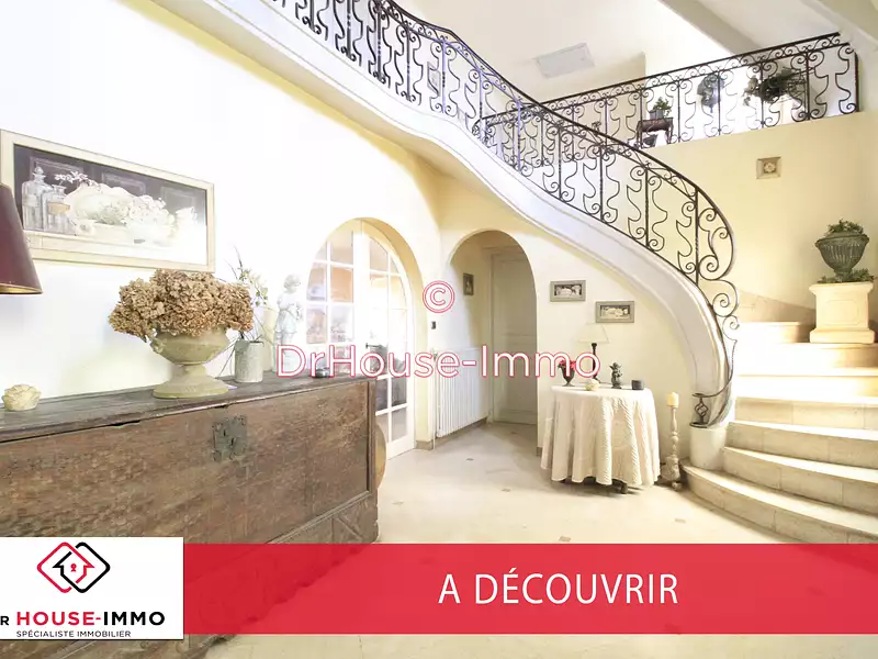 Maison, 320 m²