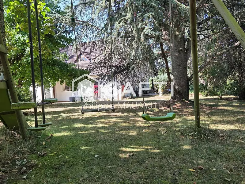 Maison, 180 m²