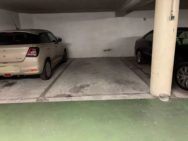 Parking, 12 m²
