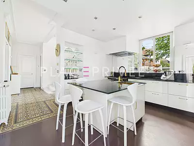 Maison, 385 m²