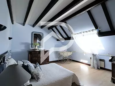 Maison, 168 m²