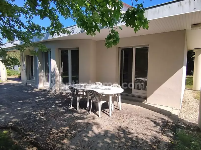 Maison, 168 m²