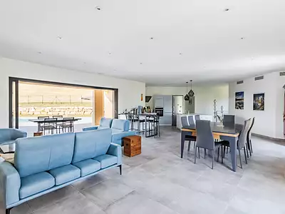 Maison, 299 m²