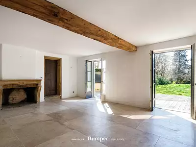 Maison, 244 m²