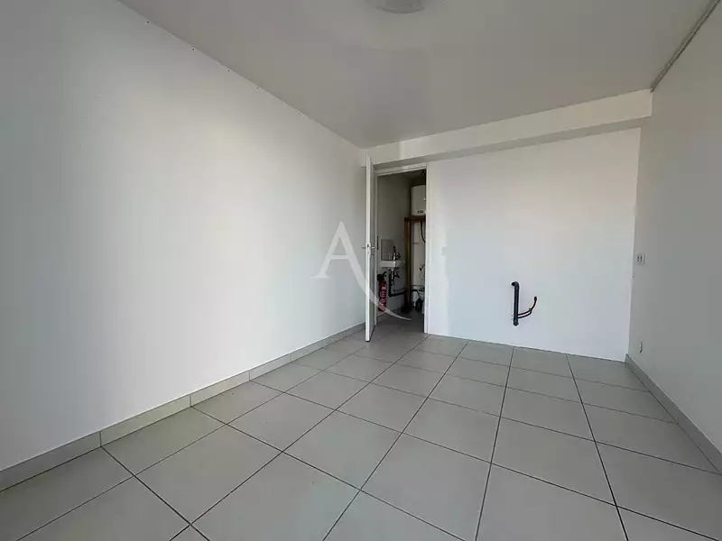 Divers, 75 m²