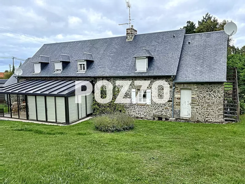 Maison, 176 m²