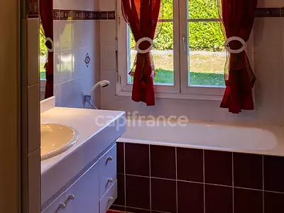 Maison, 250 m²