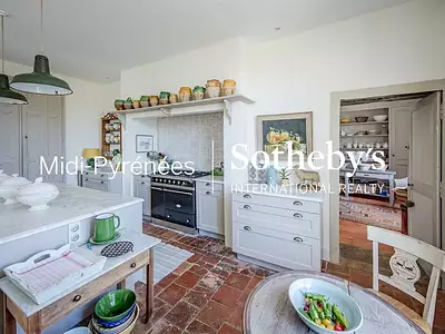 Maison, 380 m²