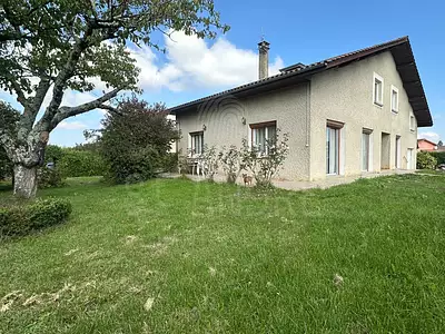 Maison, 240 m²