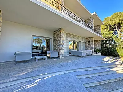 Maison, 220 m²