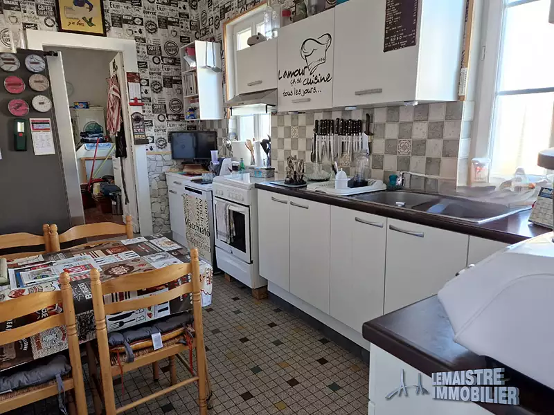 Maison, 220 m²