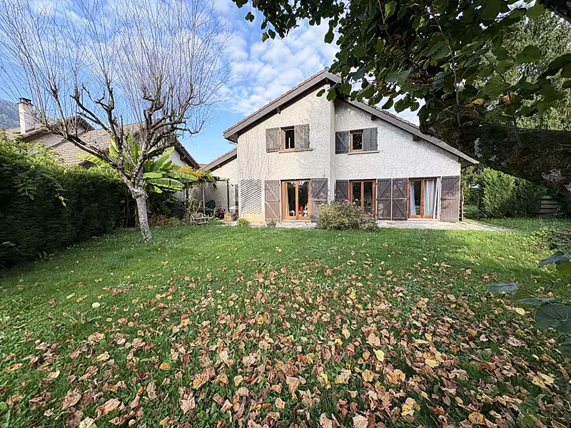 Maison, 148 m²
