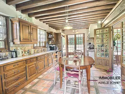 Maison, 268 m²