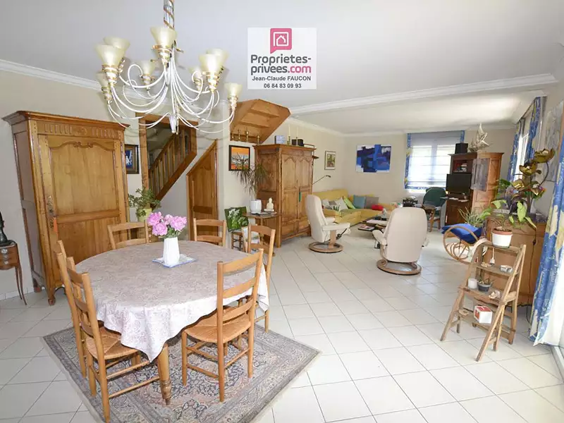 Maison, 187 m²