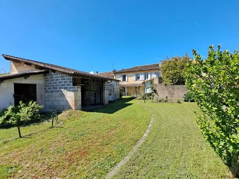 Maison, 237 m²