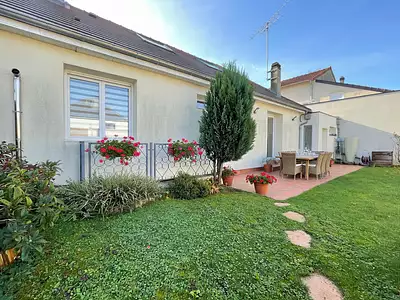 Maison, 132 m²