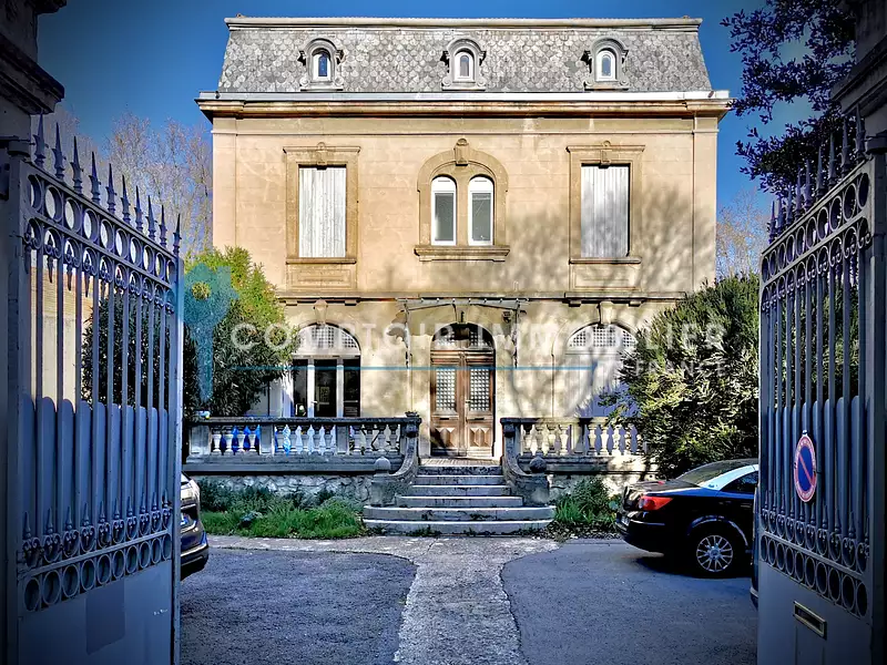 Maison, 350 m²