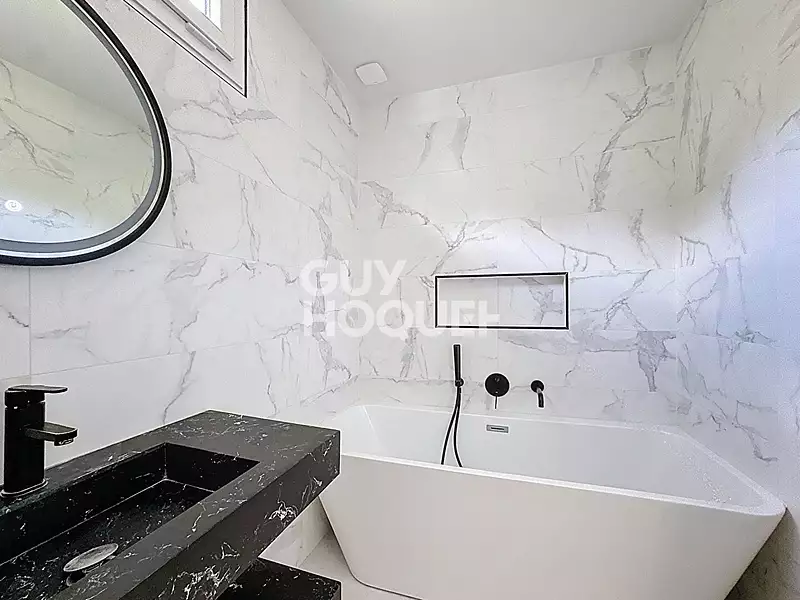 Maison, 160 m²