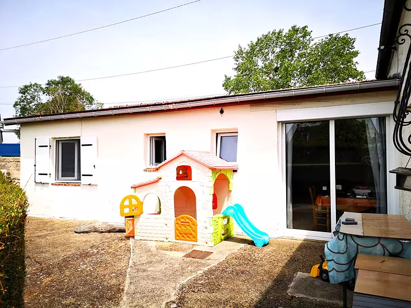 Maison, 75 m²
