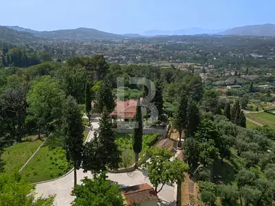 Maison, 390 m²
