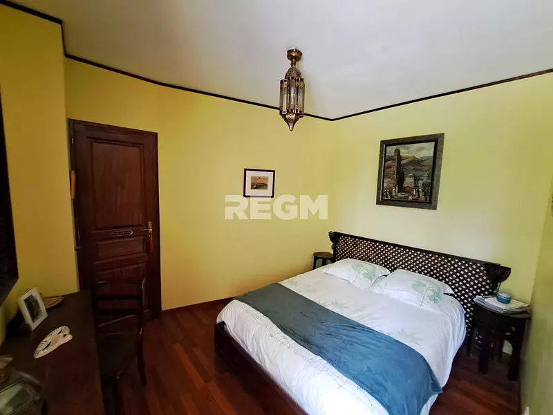 Maison, 264 m²