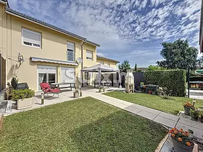 Maison, 99 m²