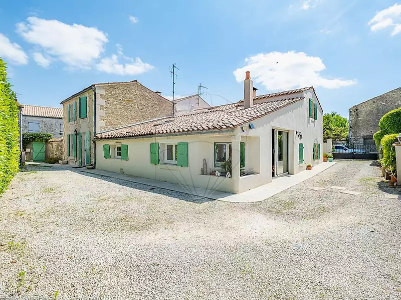 Maison, 121 m²