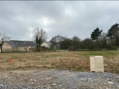 Terrain à bâtir, 470 m²