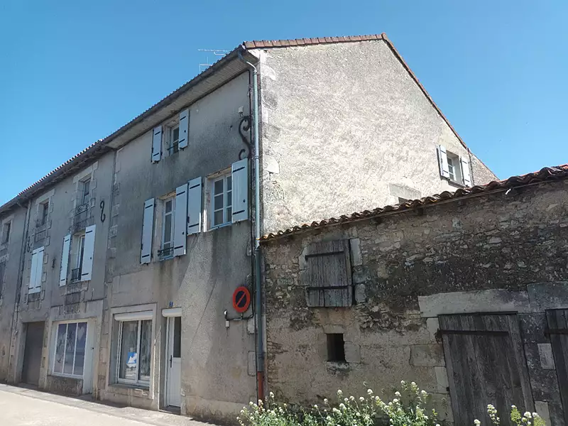 Maison, 198 m²