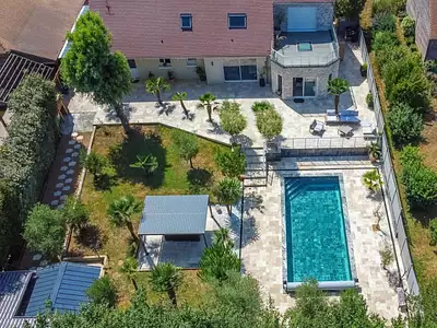 Maison, 260 m²